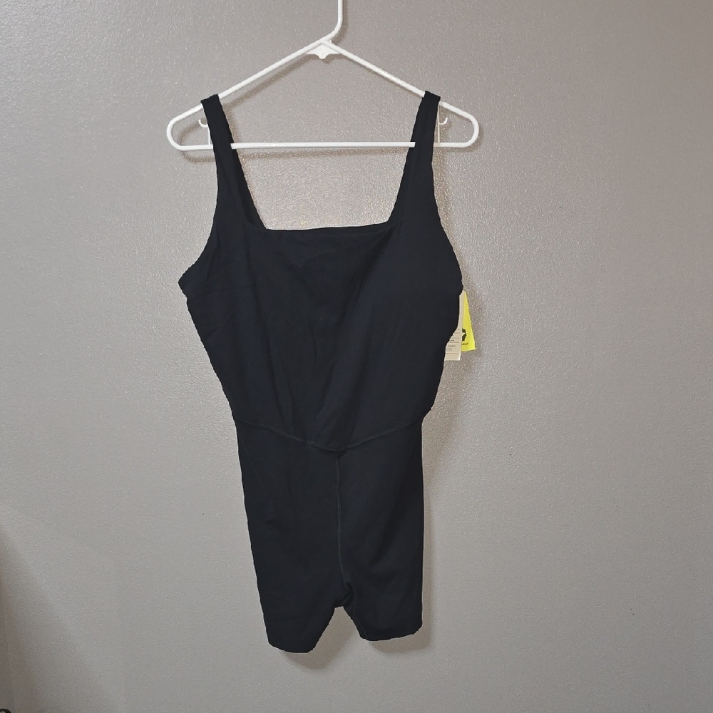 All in Motion Women's XXL EDS Short Bodysuit New w/ Tags!